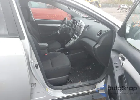 2010 Pontiac Vibe from USA, damaged, VIN 5Y2SP6E09AZ417260